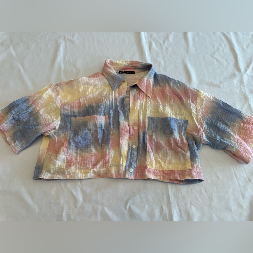 Zara Pastel Gradient Krinkle Crop Shirt Size Medium